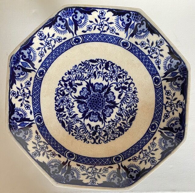 Plate service or compotier, Minton earthenware, cobalt blue