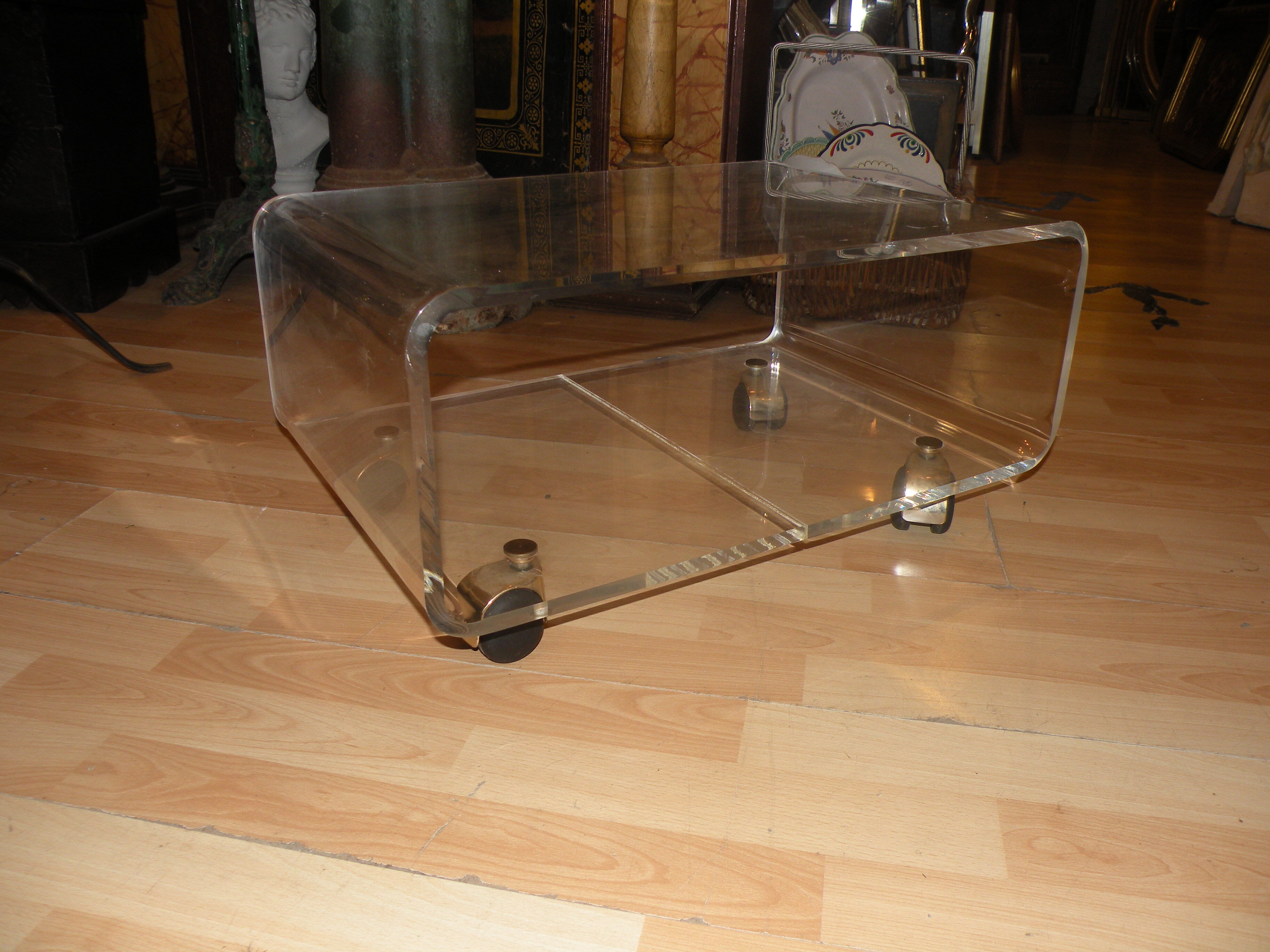 Coffee table on wheels 1970, design David Lange, Les invisible du Marais