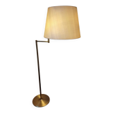 Lampe de sol à bras pivotant en laiton de Walter von Nessen avec lumière dirigée vers le haut, années 1960.