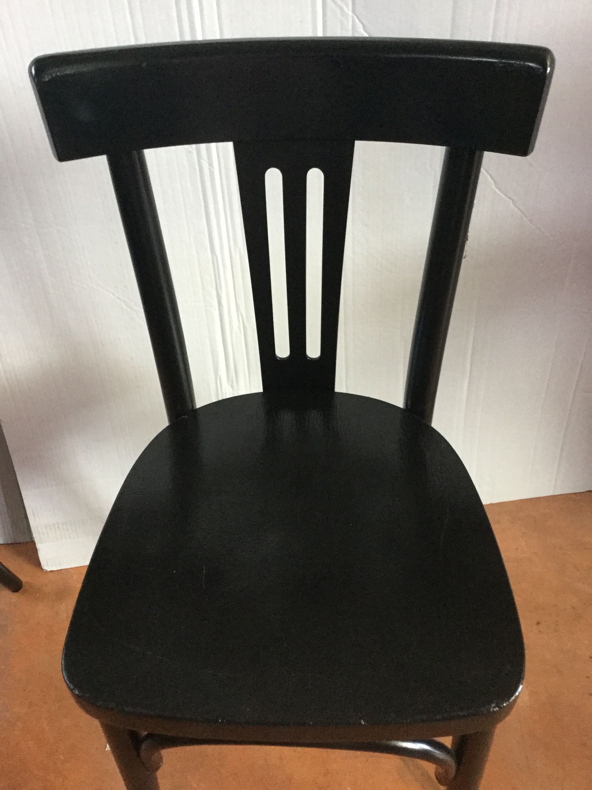 Suite of 6 old bistro chairs