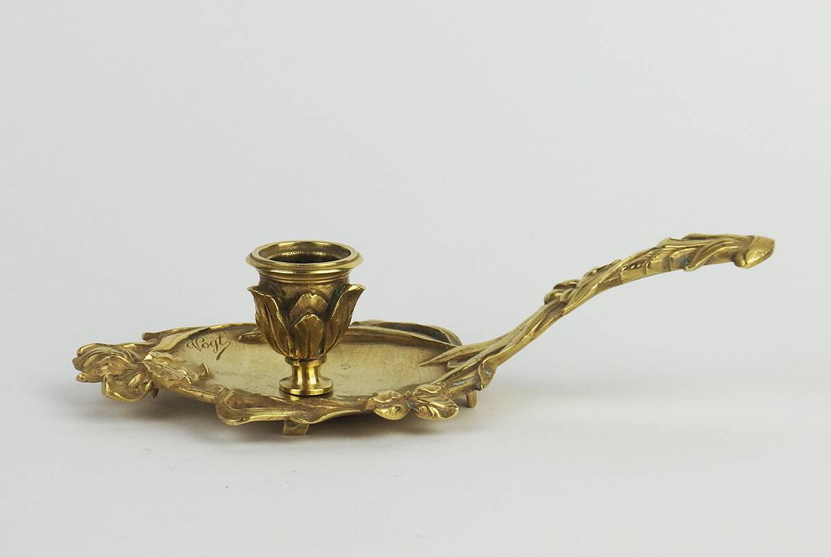 Art Nouveau candle holder in bronze by A Vogt
