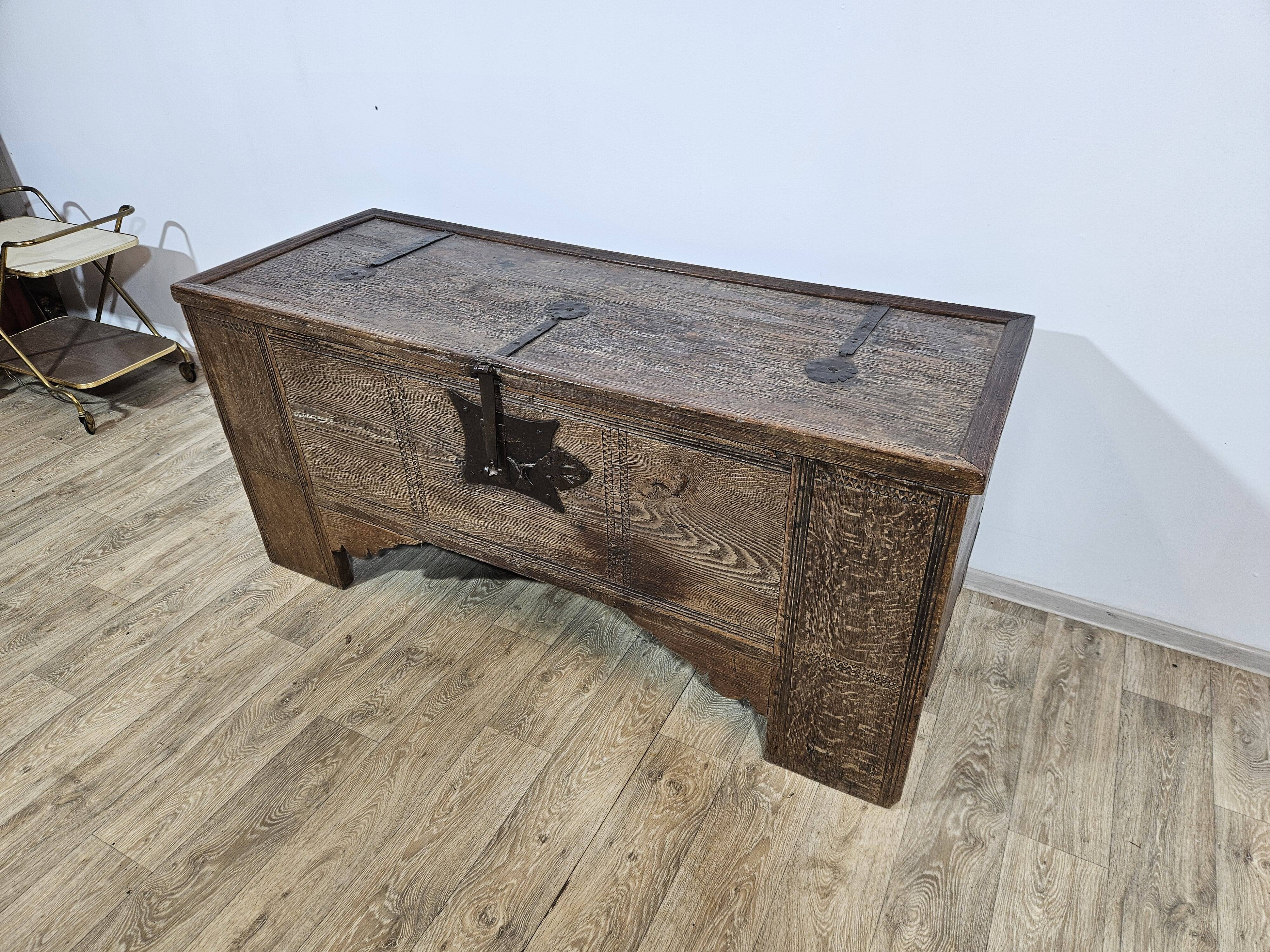Gothic Chest 15th century