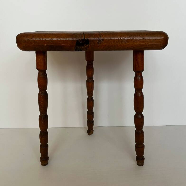 Solid wood tripod stool