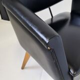 Vintage 1950 armchair