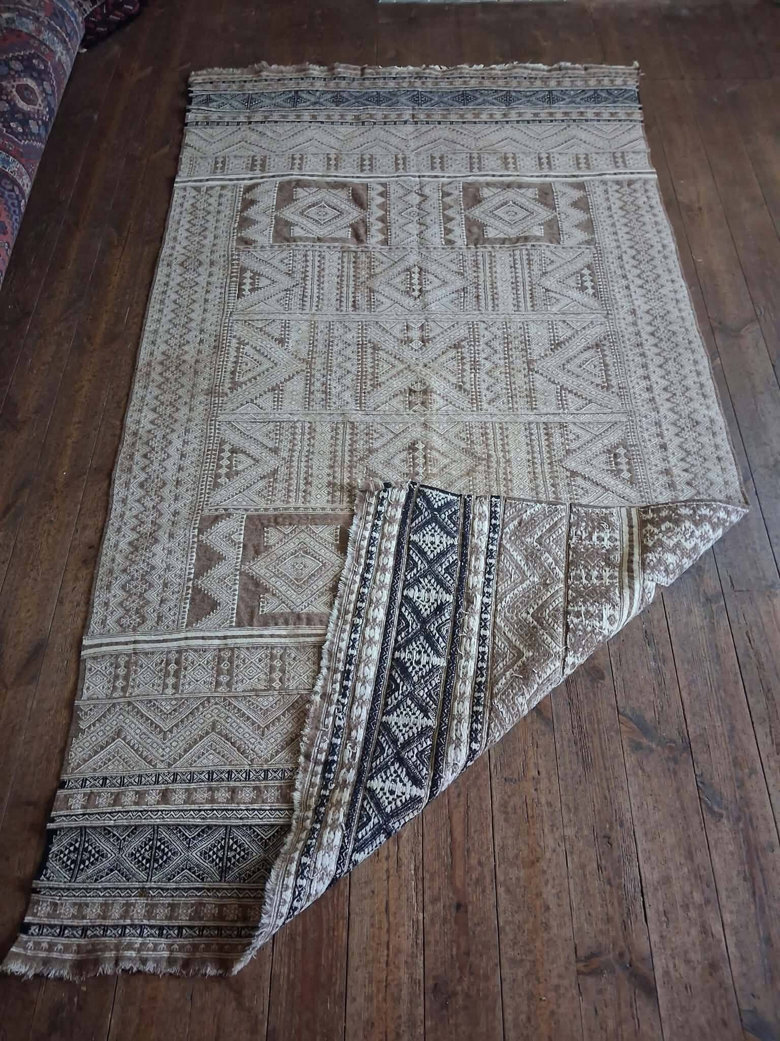 Handmade Berber Kilim Merghoum 240x130cm