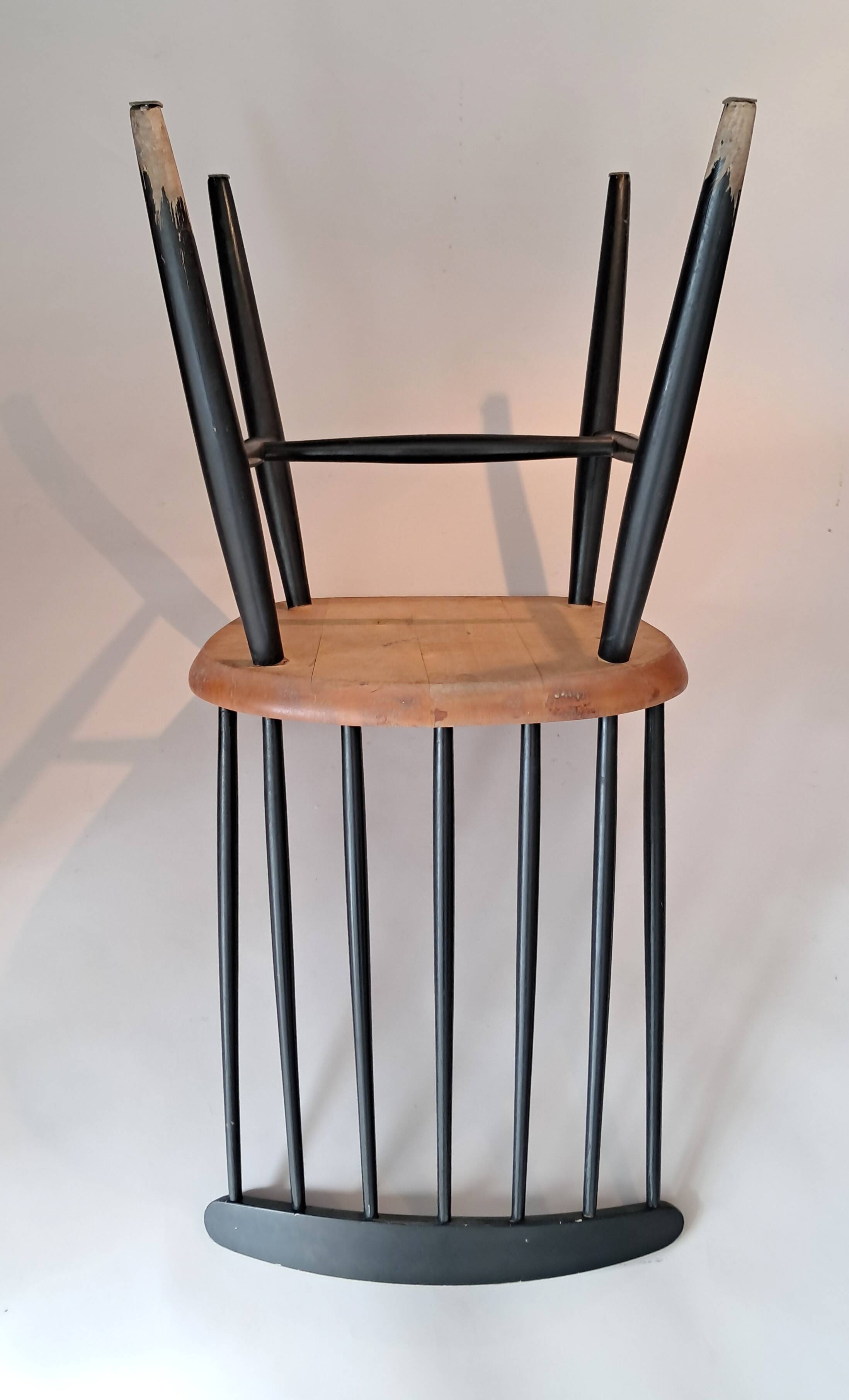 Pair of "Fanett" chairs designed by Ilmari Tapiovaara, circa 1970.