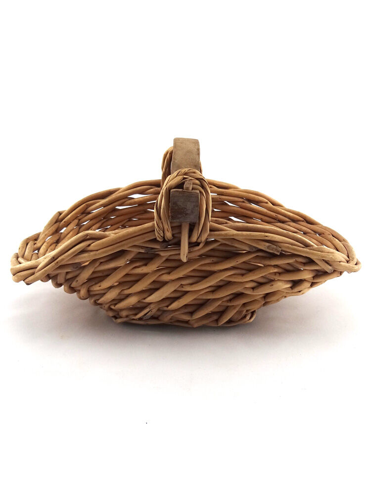 Panier en osier et bois