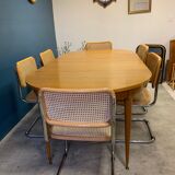 Expandable roundtable