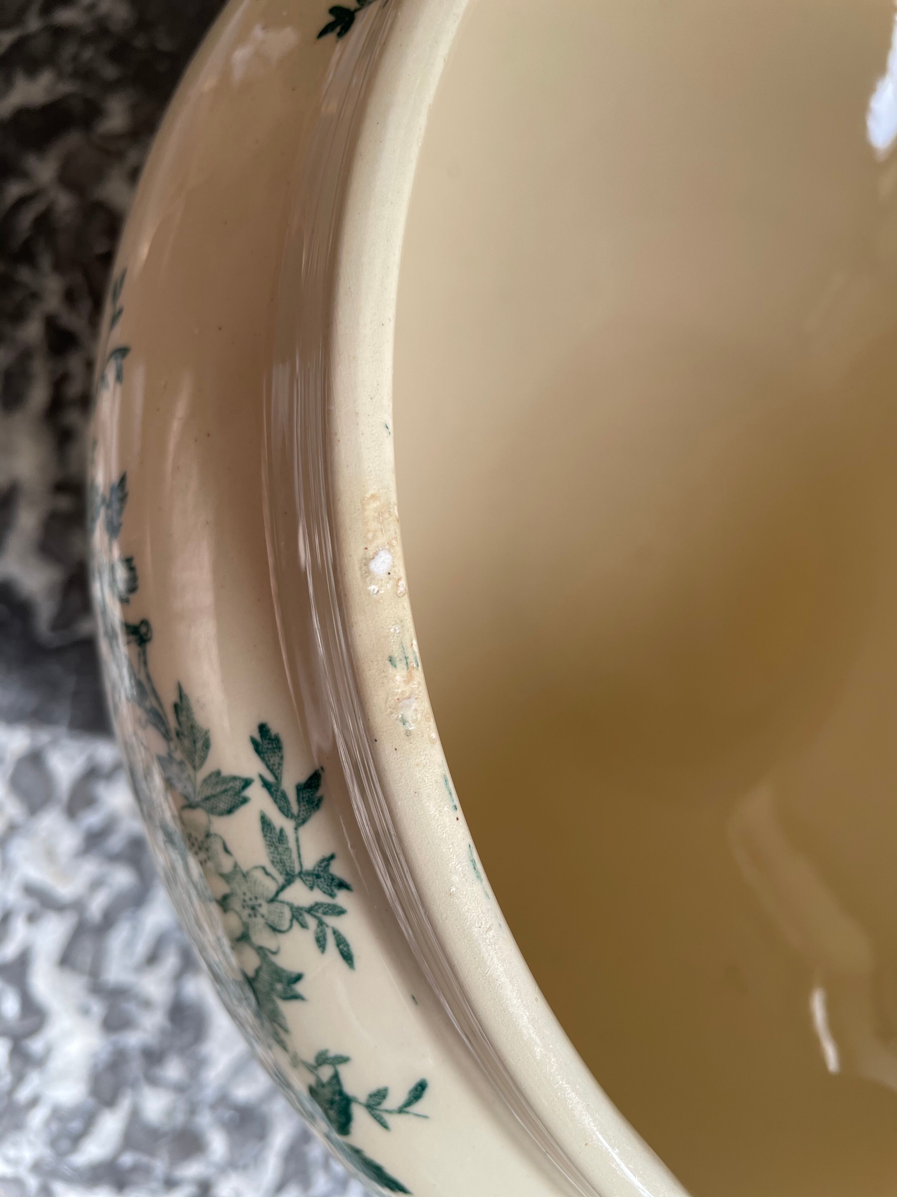 Longchamp Iron Earth Soup Tureen