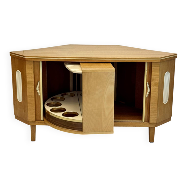 Cabinet de bar vintage « speakeasy »