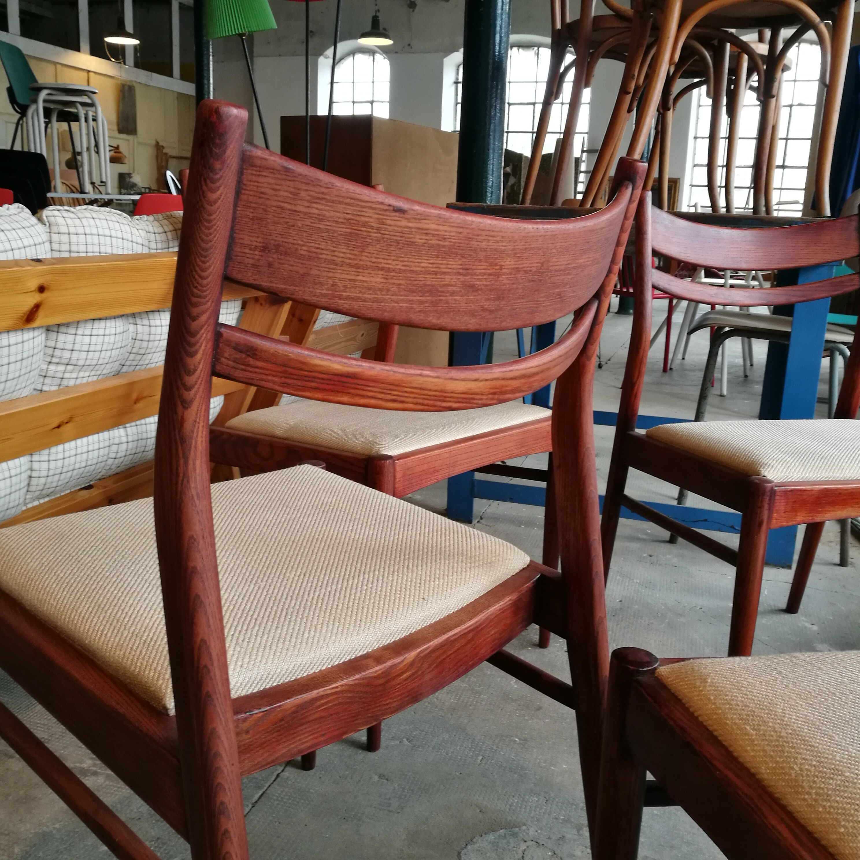 Set of 4 Scandinavian chairs