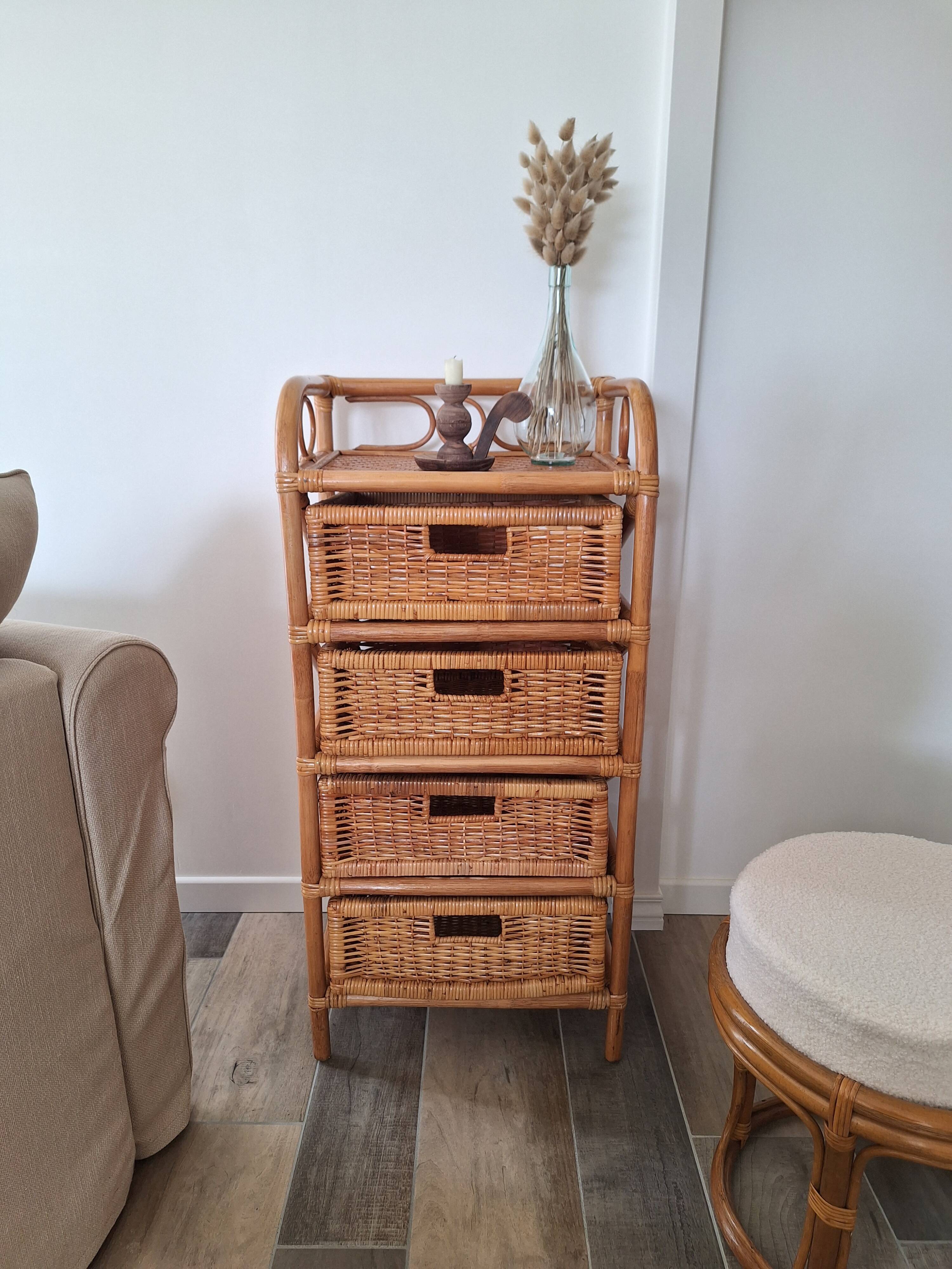 Commode en rotin