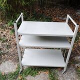 Desserte design style industriel en métal peint gris clair