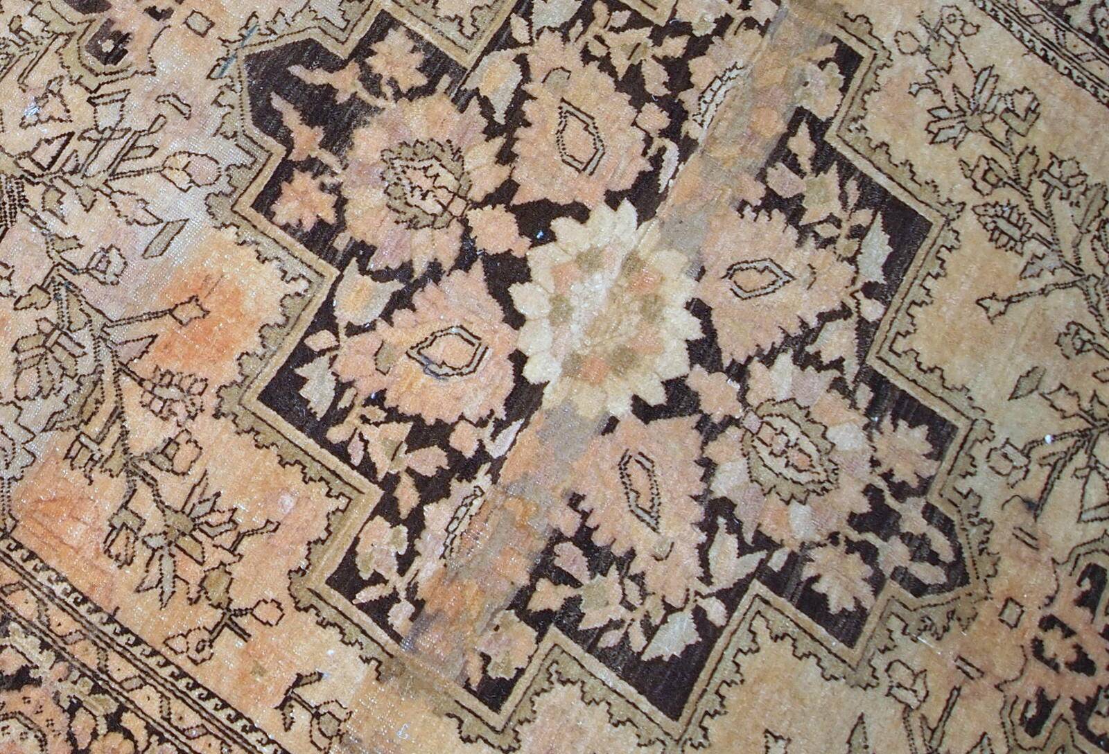 Handmade antique Persian Sarouk Farahan 3.4' x 5.3' (103cm x 161cm) 1880s - 1B733