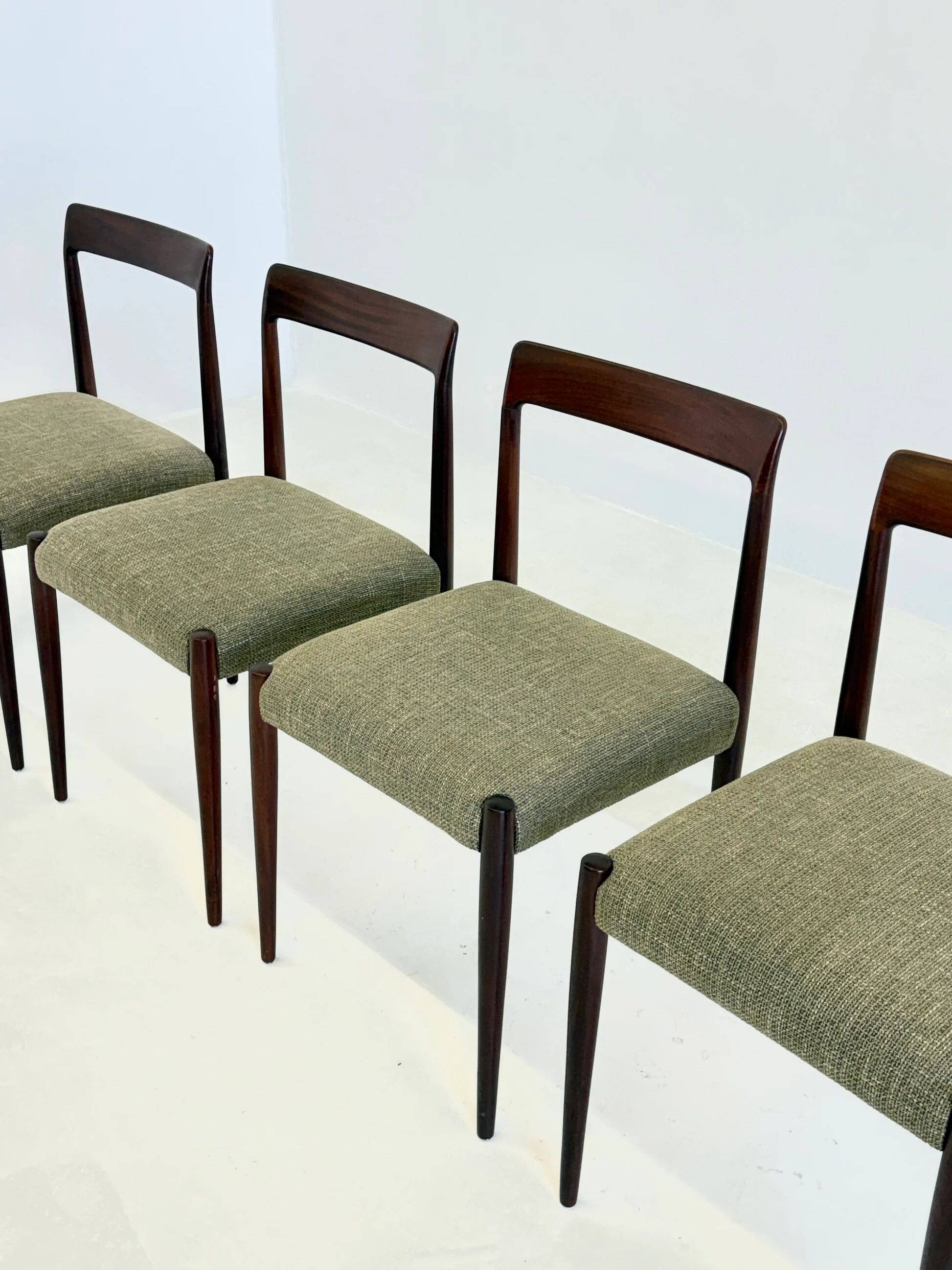 Set of 4 Lübke dining chairs with rosewood
