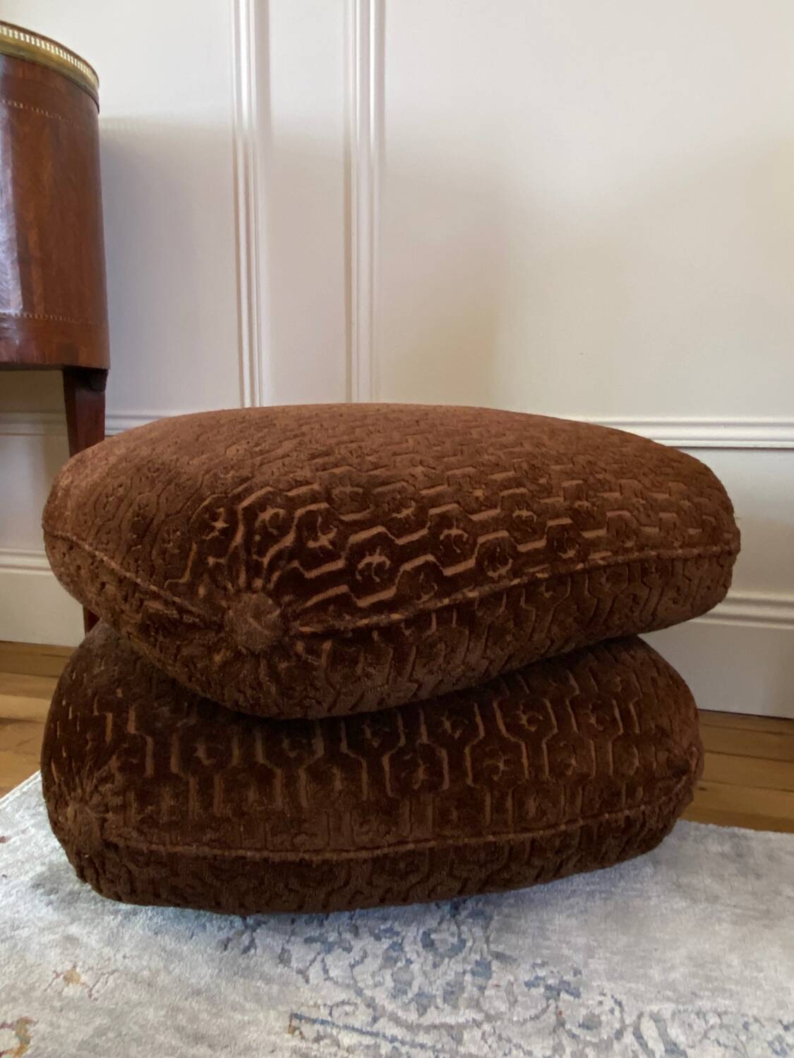 Vintage velvet pouf by Jacques Charpentier for Maison Jansen, 1970