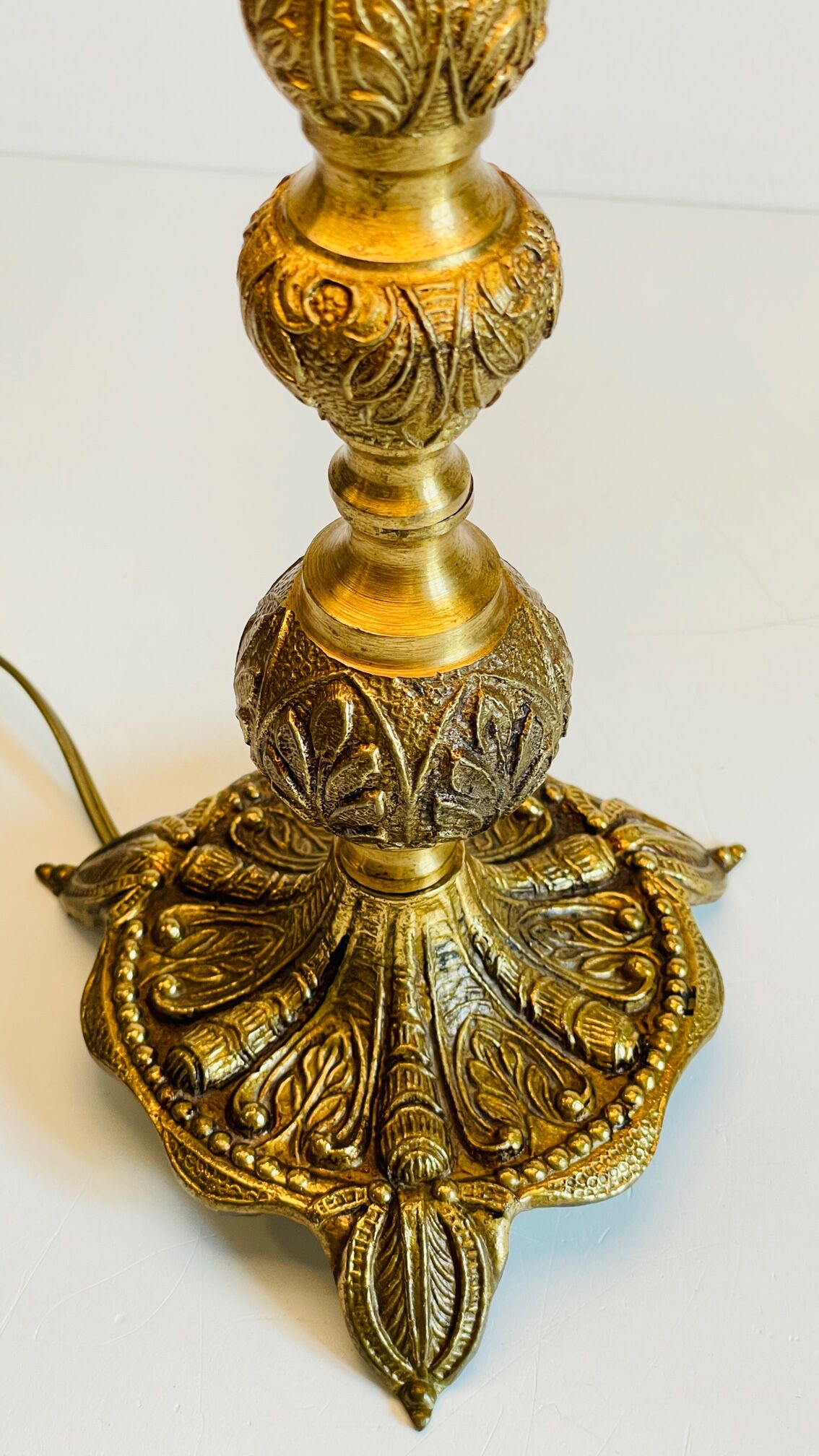 Lamp in brass solid and fabric