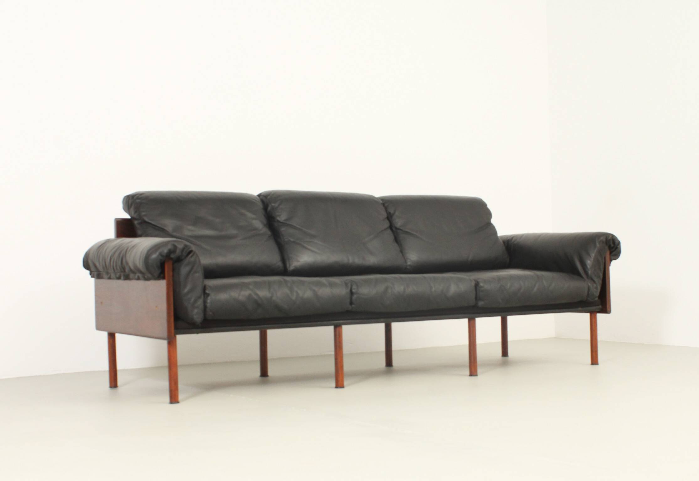 Canapé Ateljee by Yrjö Kukkapuro for Haimi, Finland.