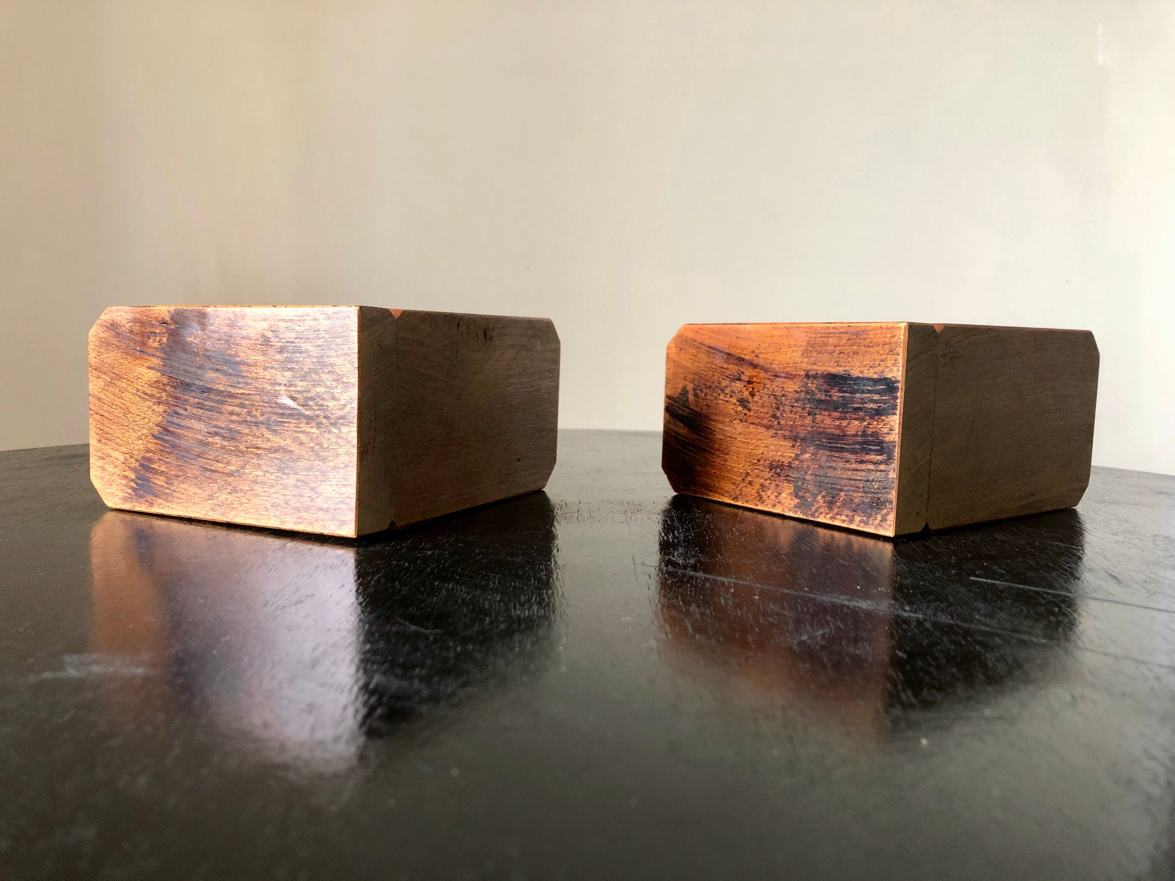 Paire de serre-livre boule en bois