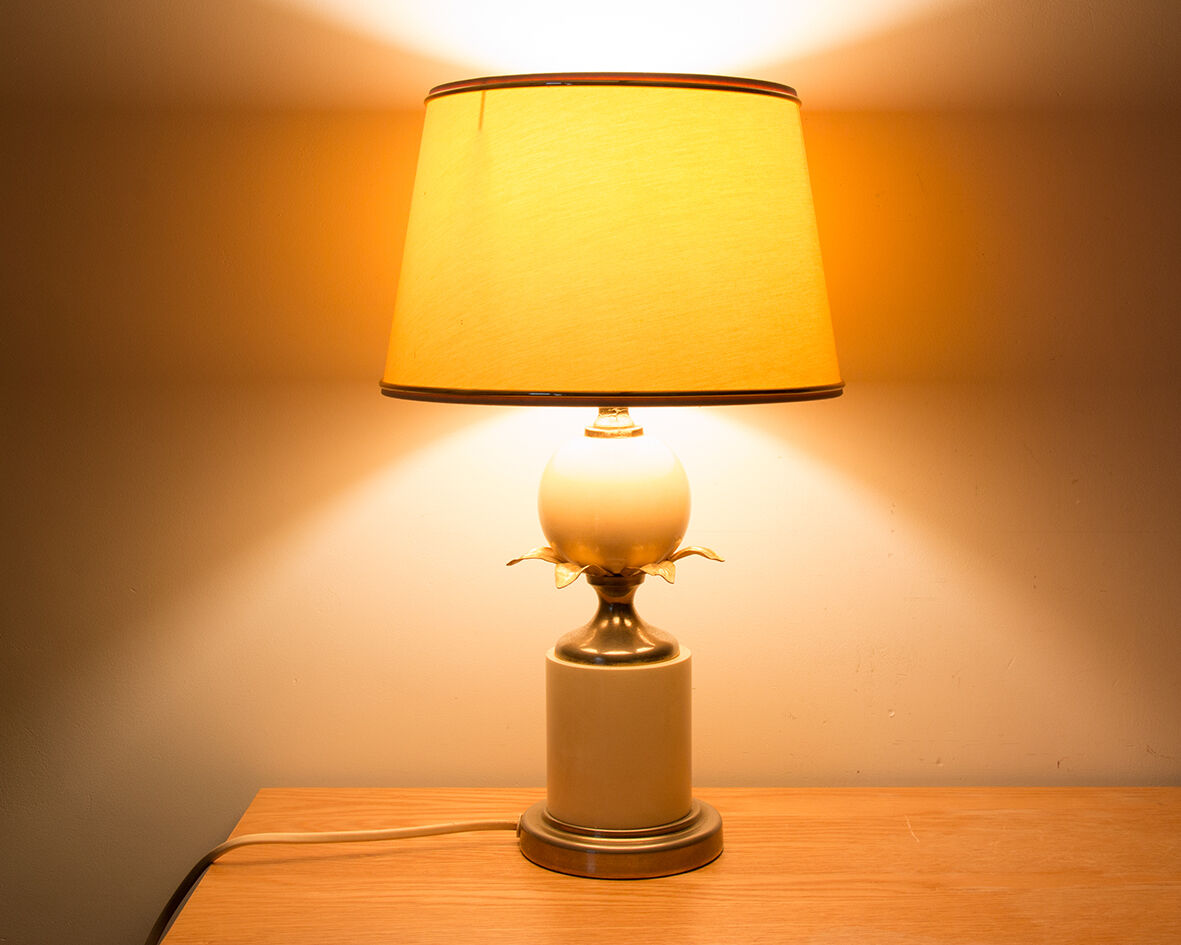 Drimmer Egg Lamp