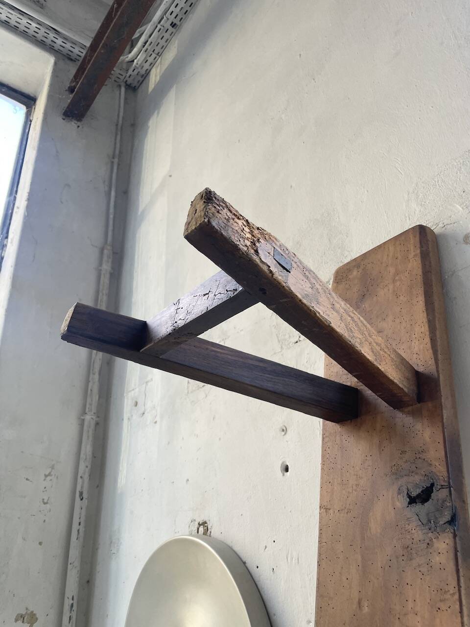 Banc en noyer massif 230 cm