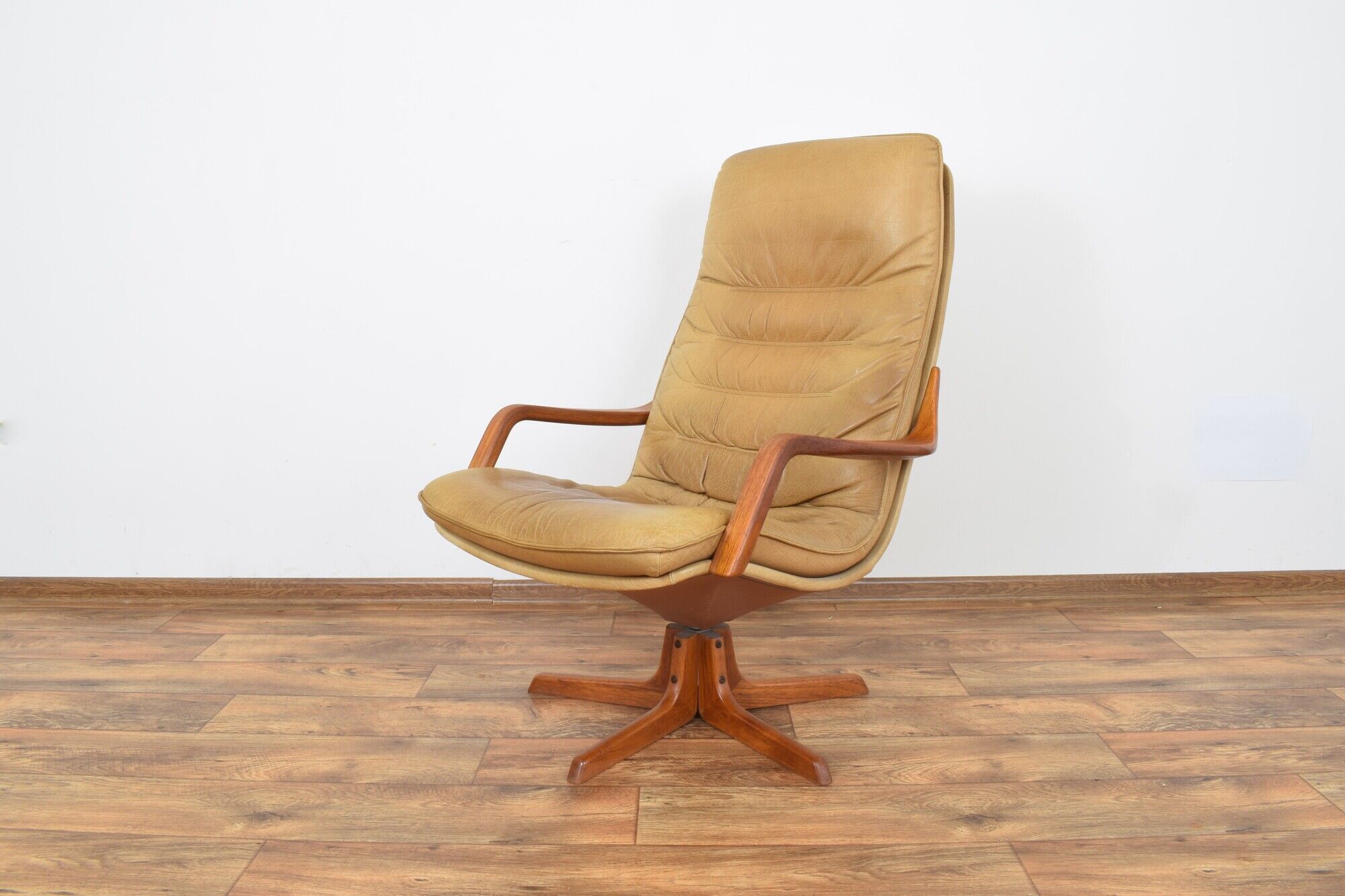 Mid-Century Office Chair with Ottoman from Berg Furniture, 1970s