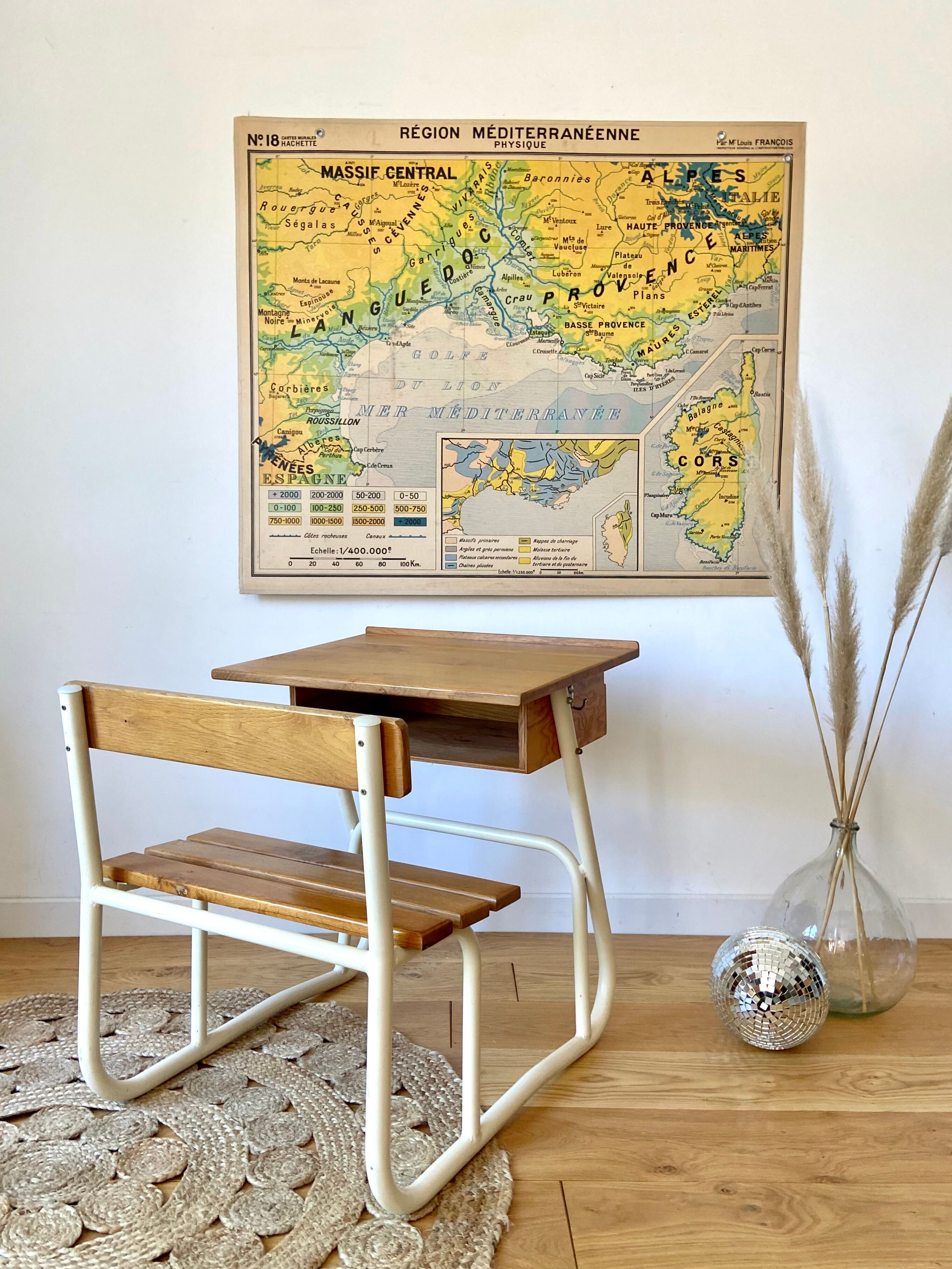 Bureau enfant tubulaire