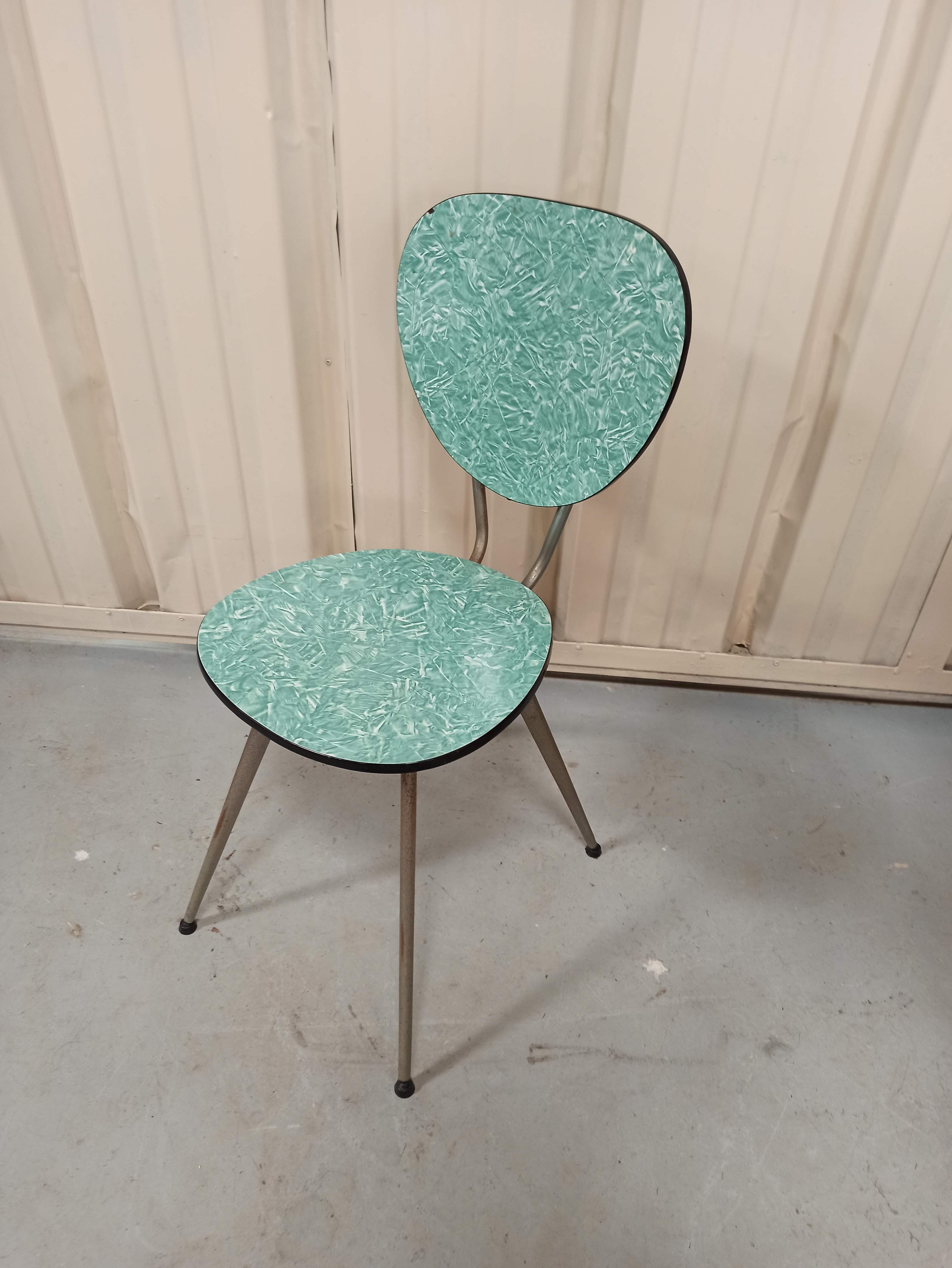 Formica chair green marbled effect