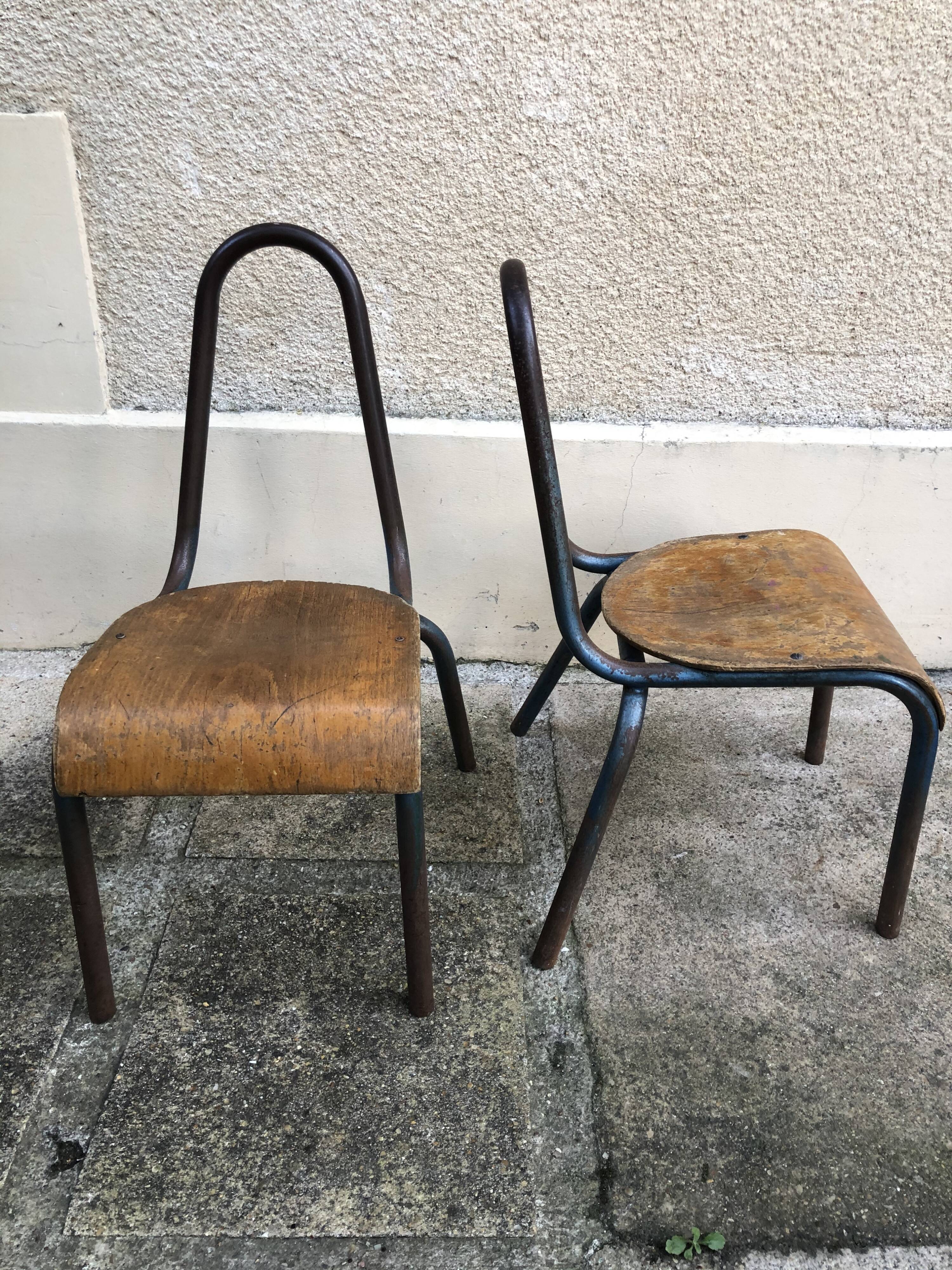 Duo of children's chairs