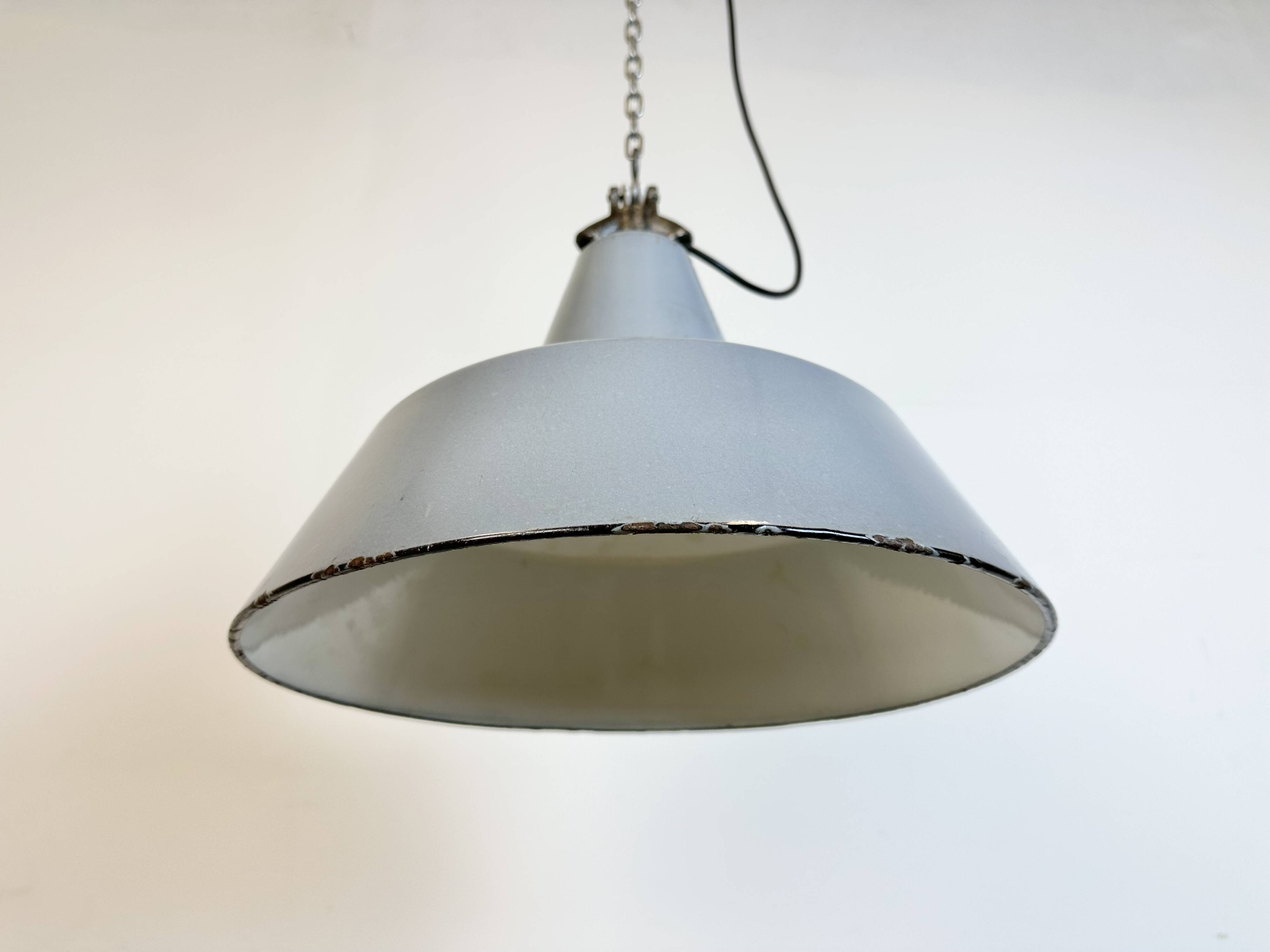 Industrial grey enamel factory pendant lamp, 1960s