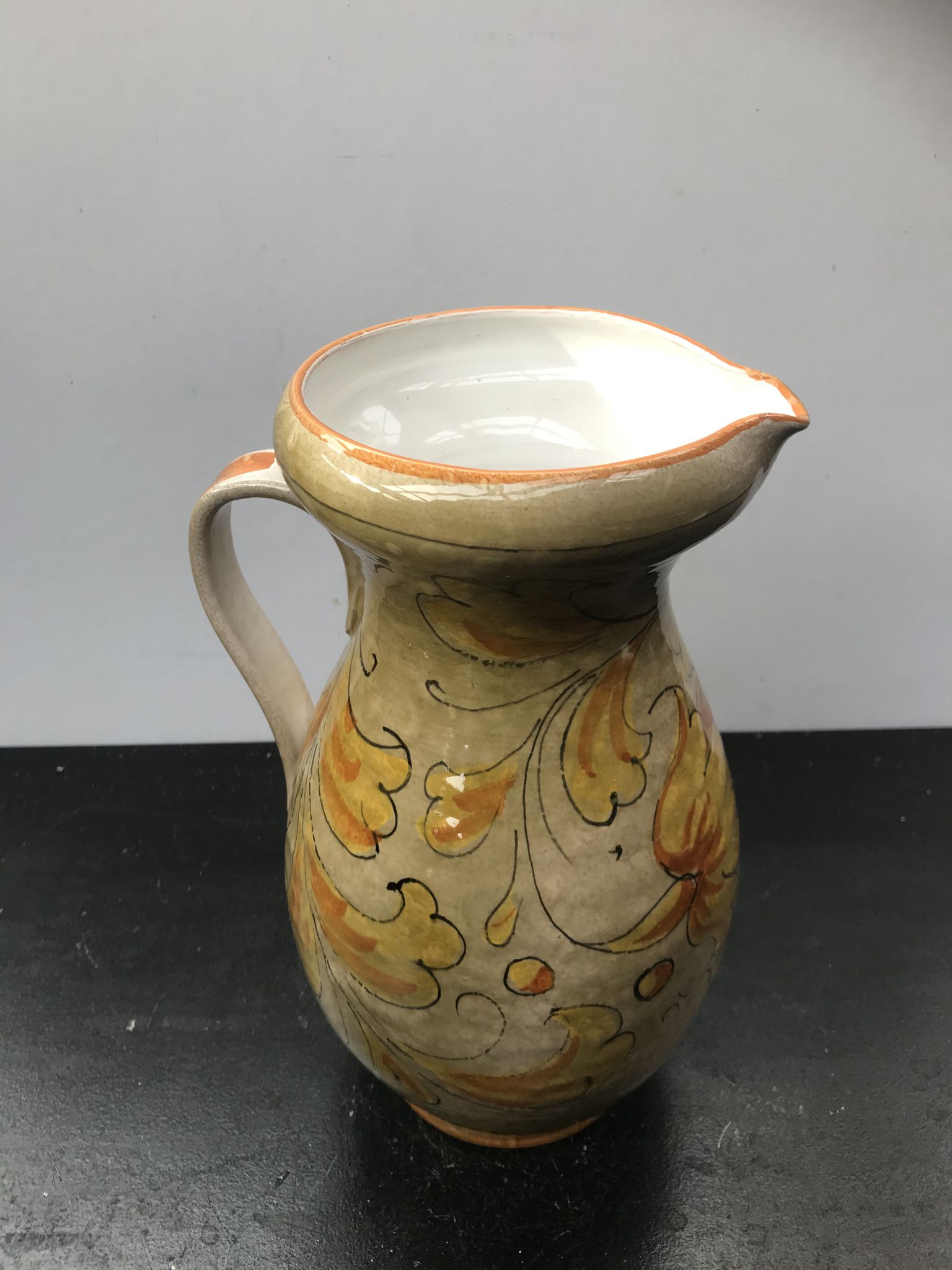 Ancien pichet tiam céramique beige décor fleurs vintage