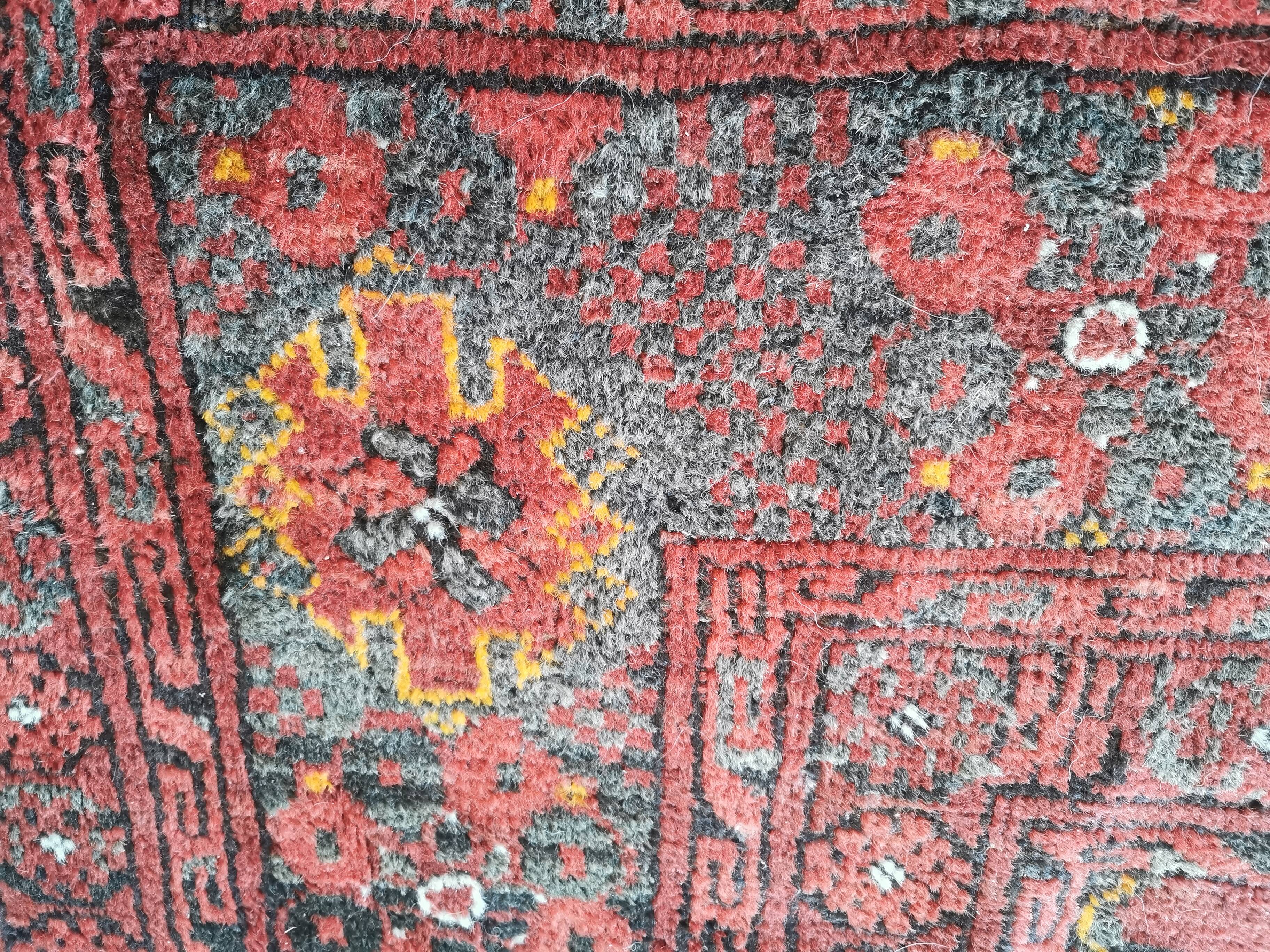 Large handmade Persian rug 310/230 cm