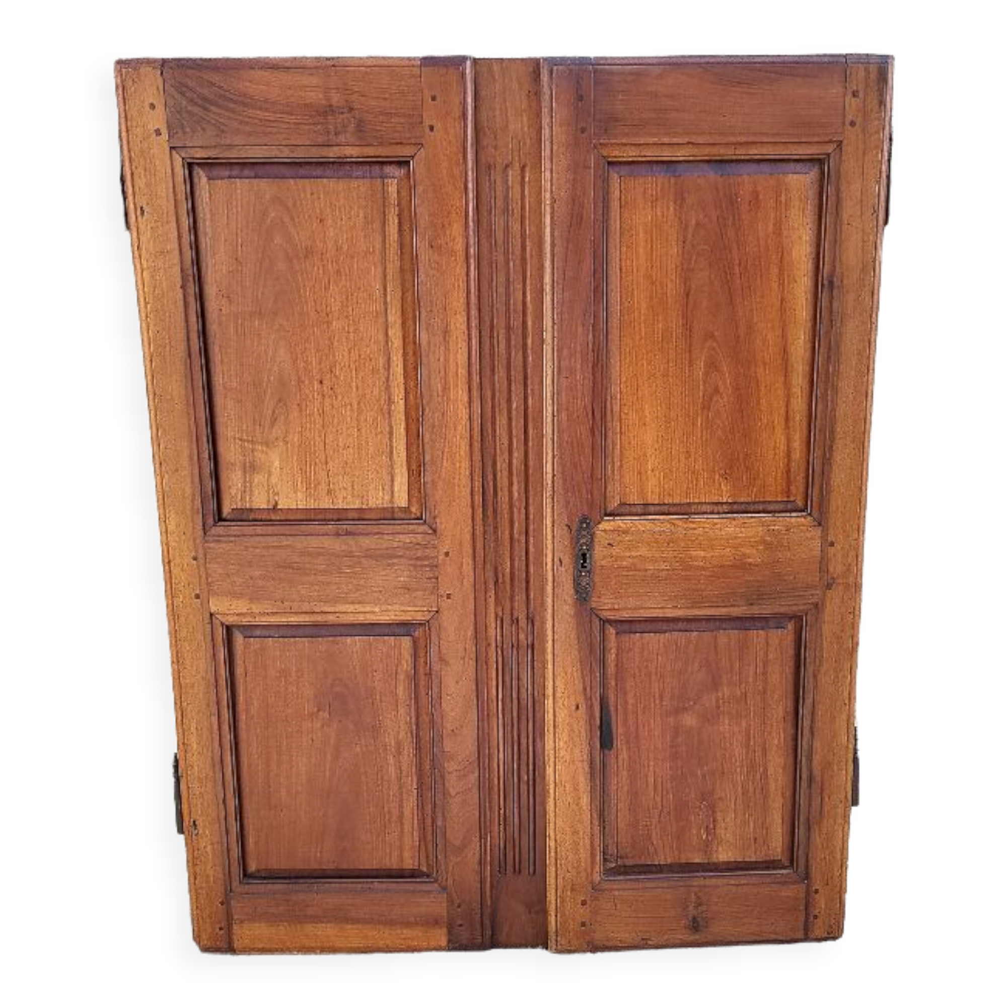 Pair of cabinet doors to make a closet