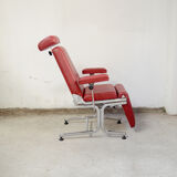 Dentist retro red skai