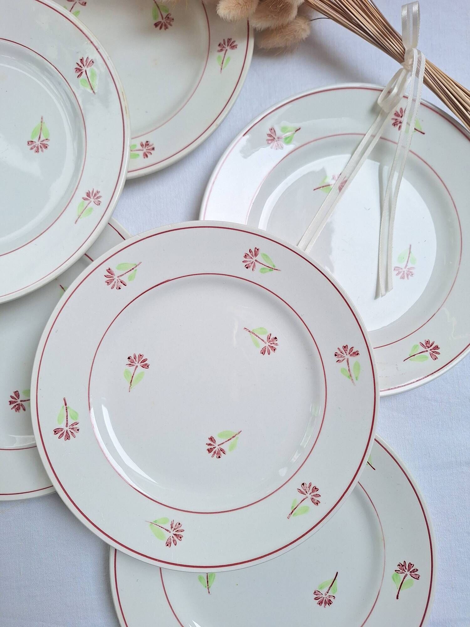 St Amand dessert plates model Luc