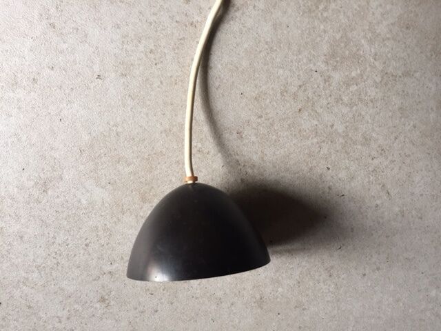 Hanging glass and metal