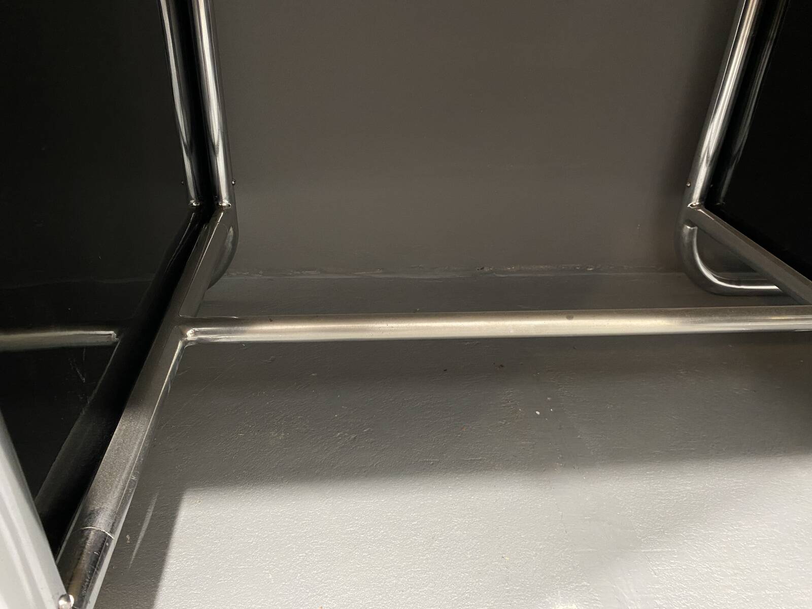 Bureau moderniste tchécoslovaque en chrome et bois, années 1950, Europe