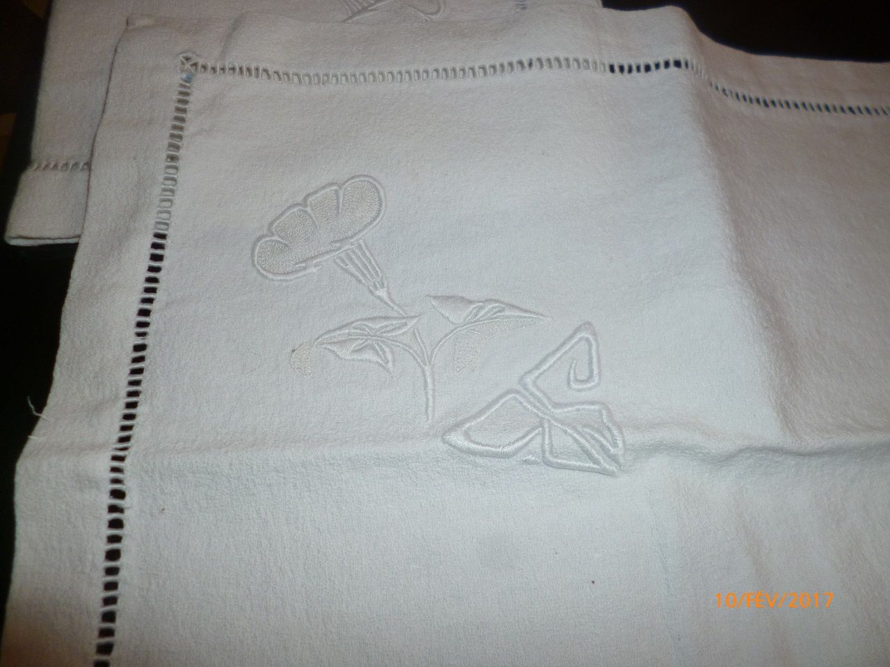 all tablecloth linen and towels 12 old lin brodees tables