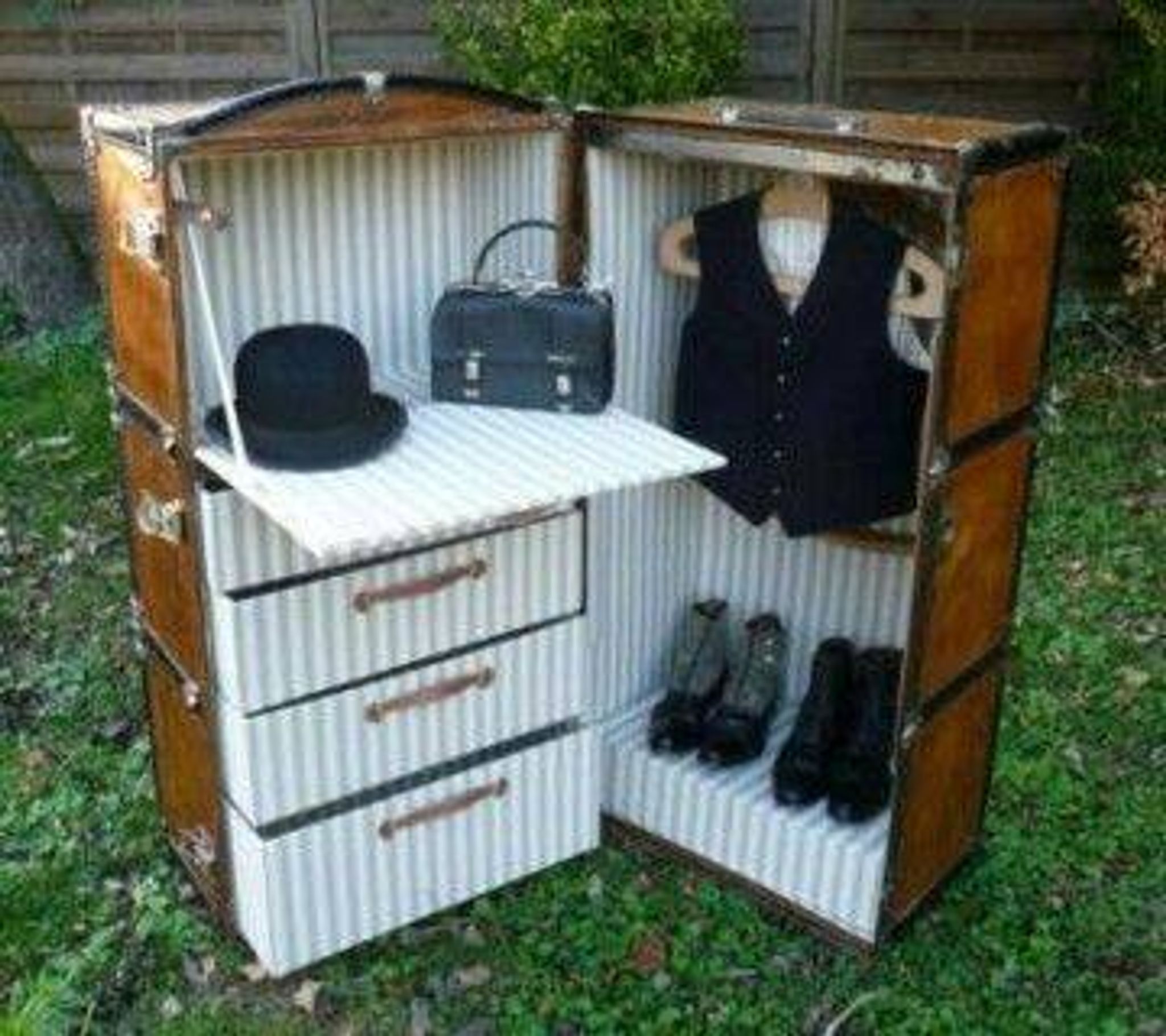 Antique vintage wooden travel trunk dating from the 1880s/1920s