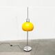 Lampadaire Lucerna jaune Space Age de Guzzini, Italie années 1960