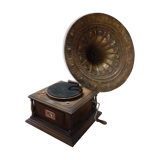 Gramophone with flag "his master's voice"