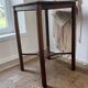 Table d'appoint/plante/étagère vintage haute en bois brun