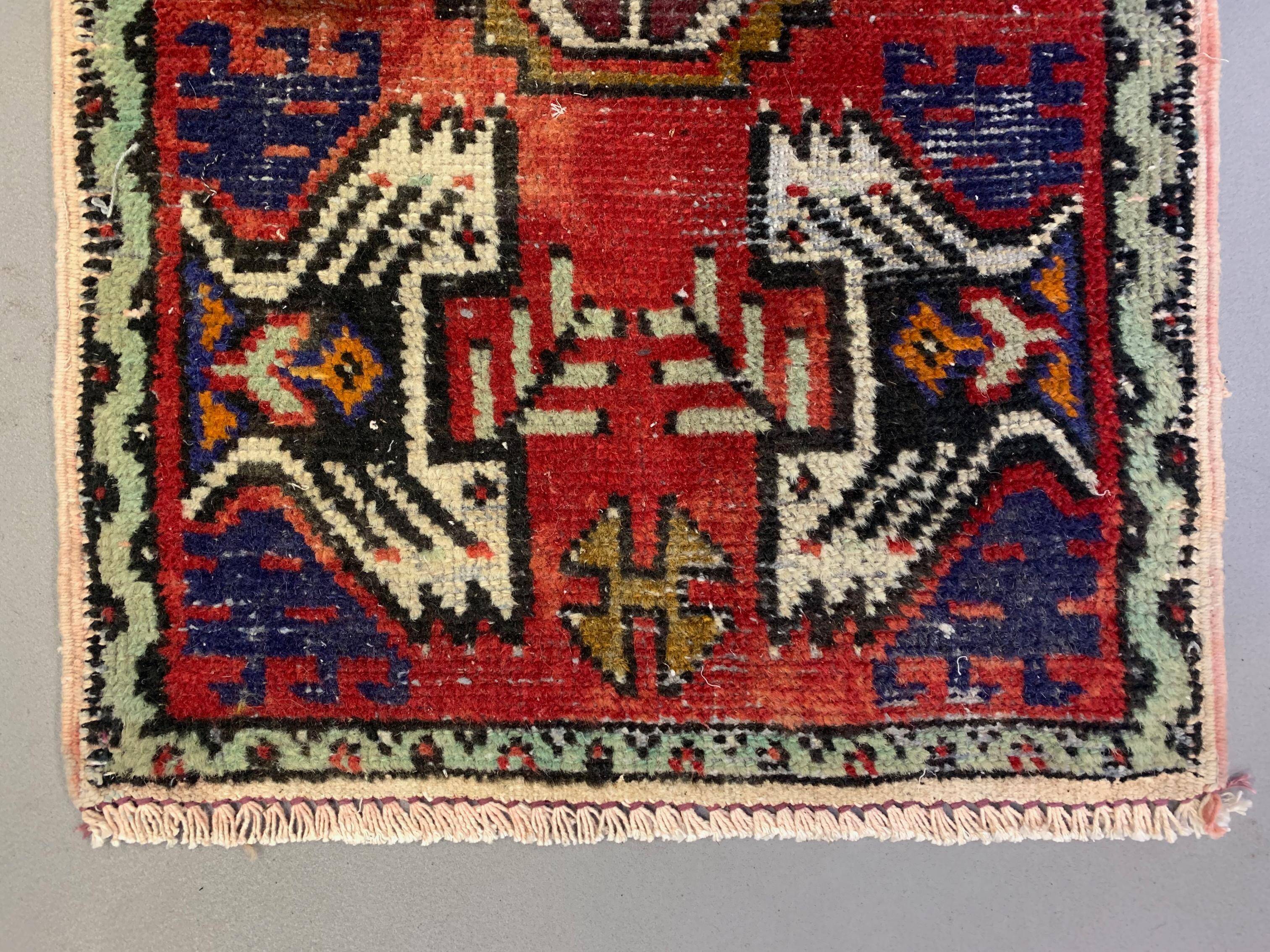 Small Vintage Turkish Rug 99x50 cm, Short Runner, Tribal, Shabby, Mini Carpet