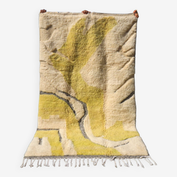 Tapis berbère jaune citron et blanc moderne a reliefs