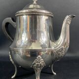 Théière en métal argenté ercuis décor frise de rang perles style louis xvi