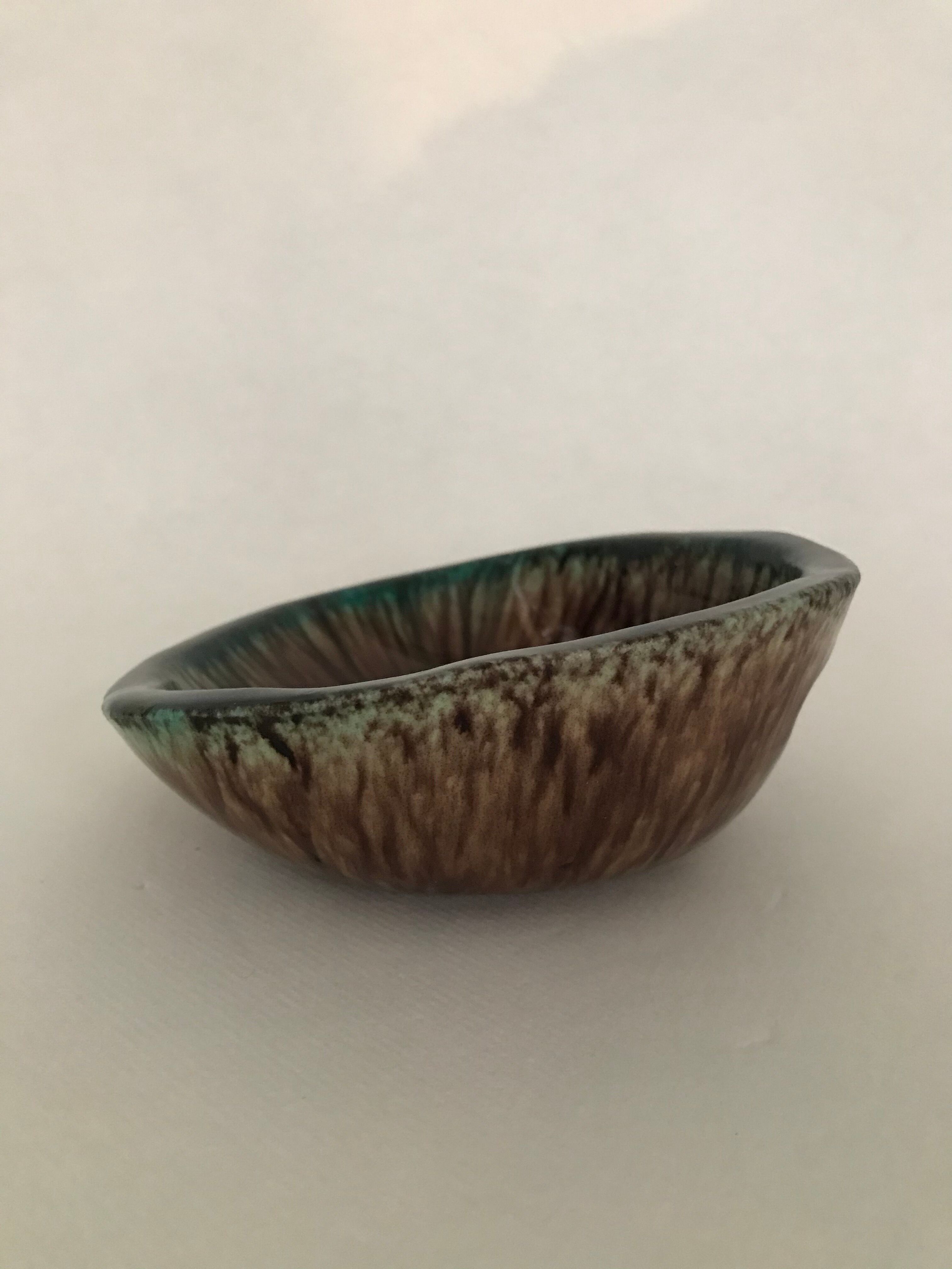 Ceramic trinket bowl, Accolay, circa 1950-1960.
