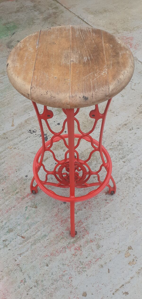 Tabouret Singer