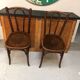 Anciennes chaises bistrot bois courbe