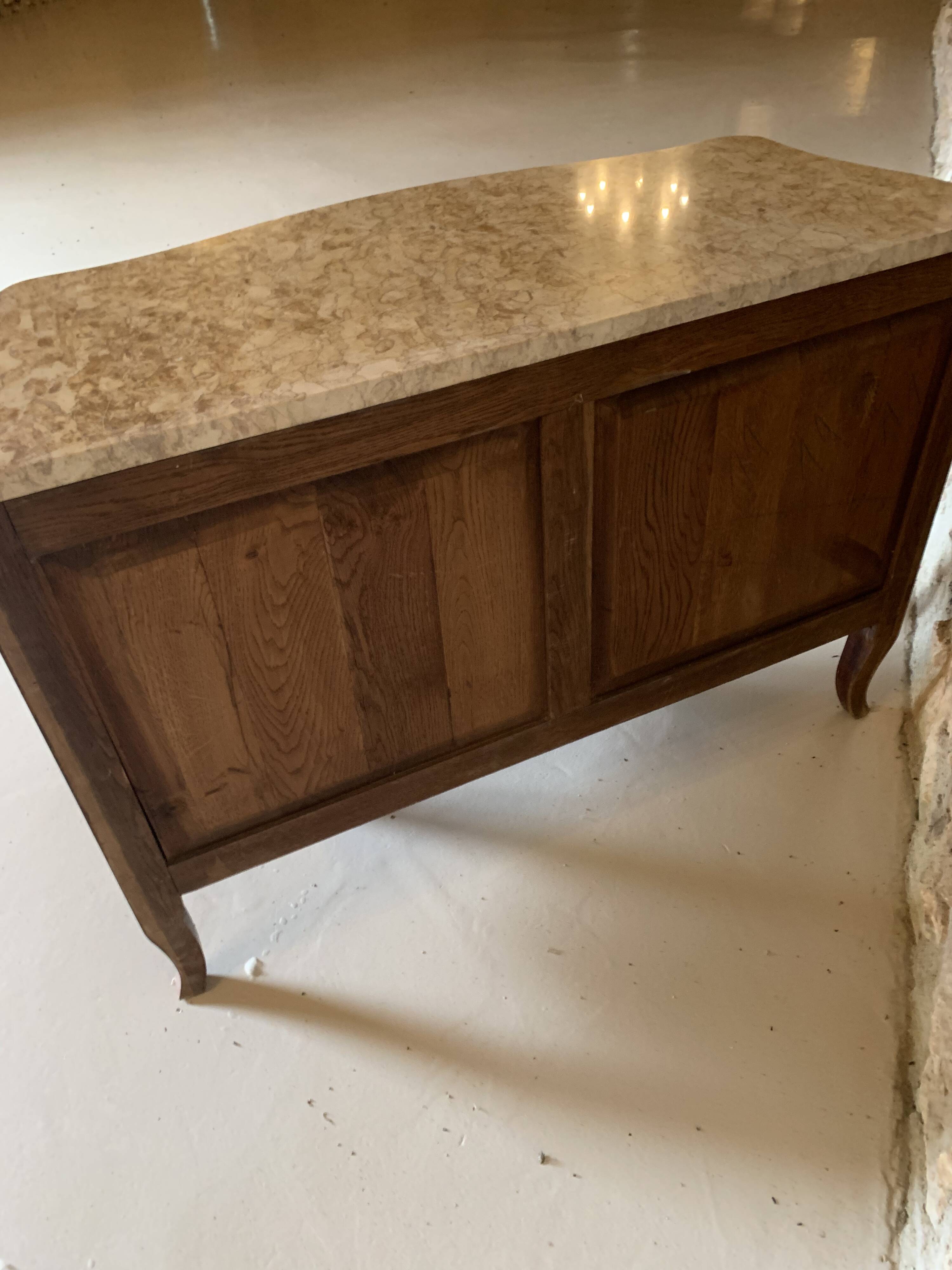 Commode
