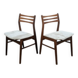 2 minimalist chairs